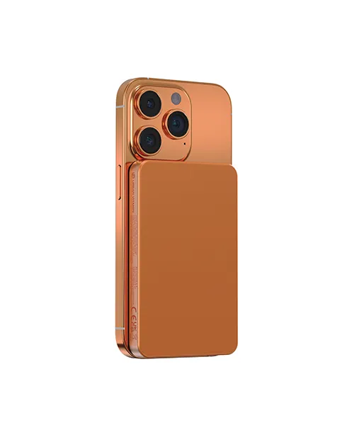 Magnitna-powerbank p322.94 7 Близък план на магнитната повърхност за безжично зареждане