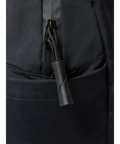 Мека Раница__5 Раница XD Design с разширен Duo-Zipper за различни стилове